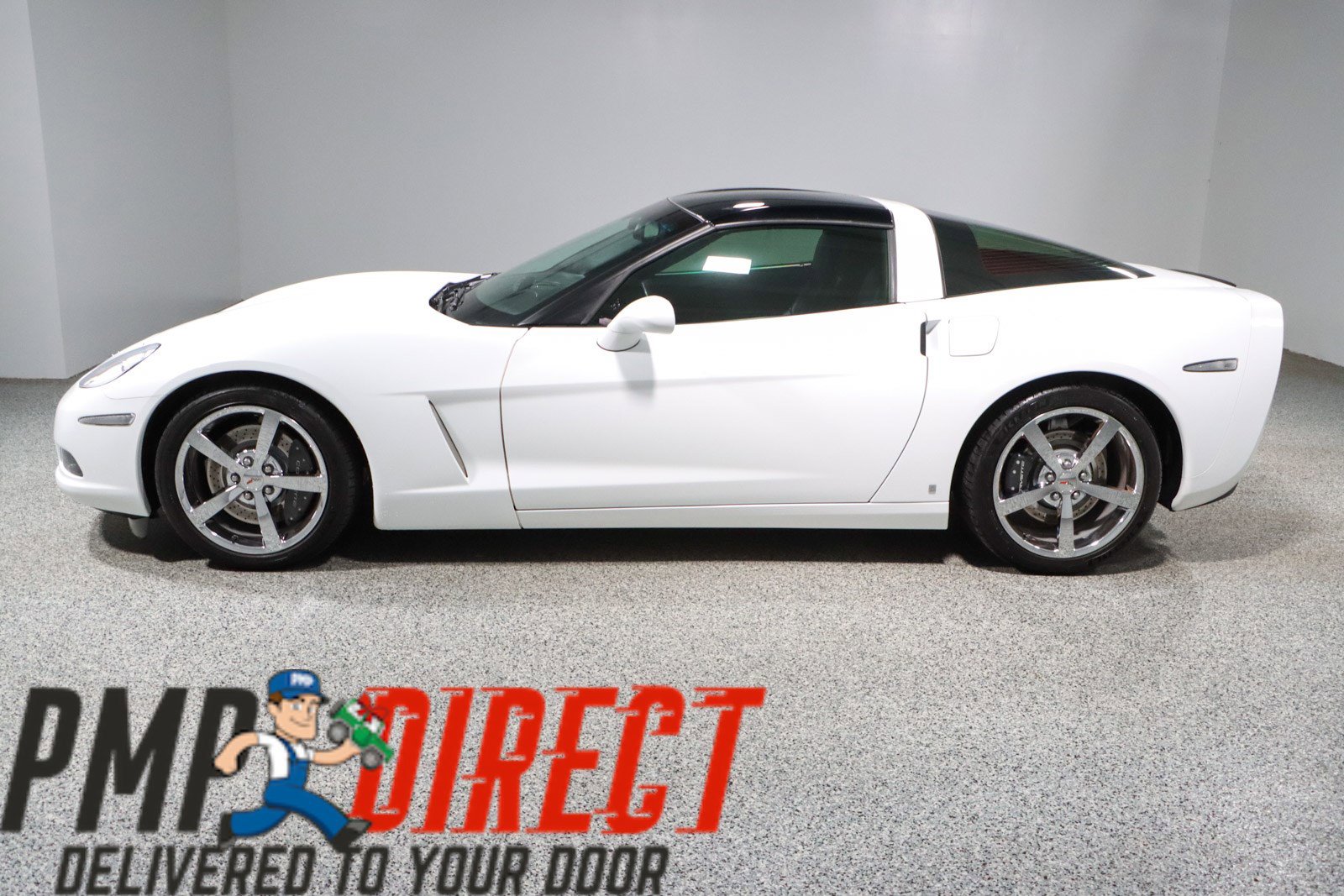 Used 2009 Chevrolet Corvette Coupe w/ Z51 Performance Package RWD image 10