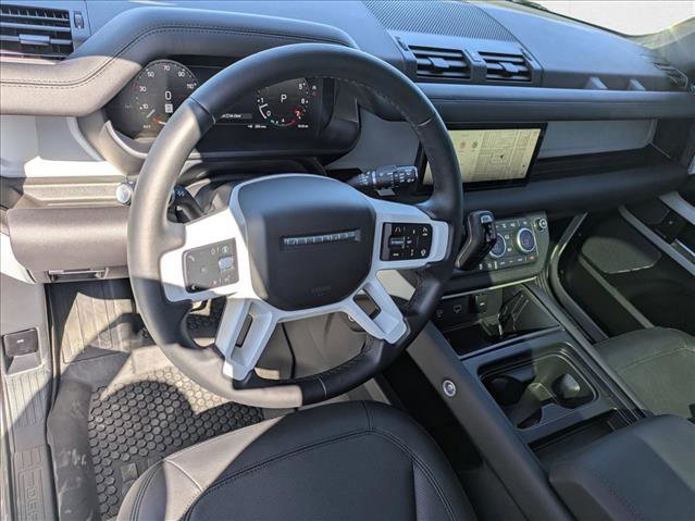 Used 2024 Land Rover Defender 110 S image 9