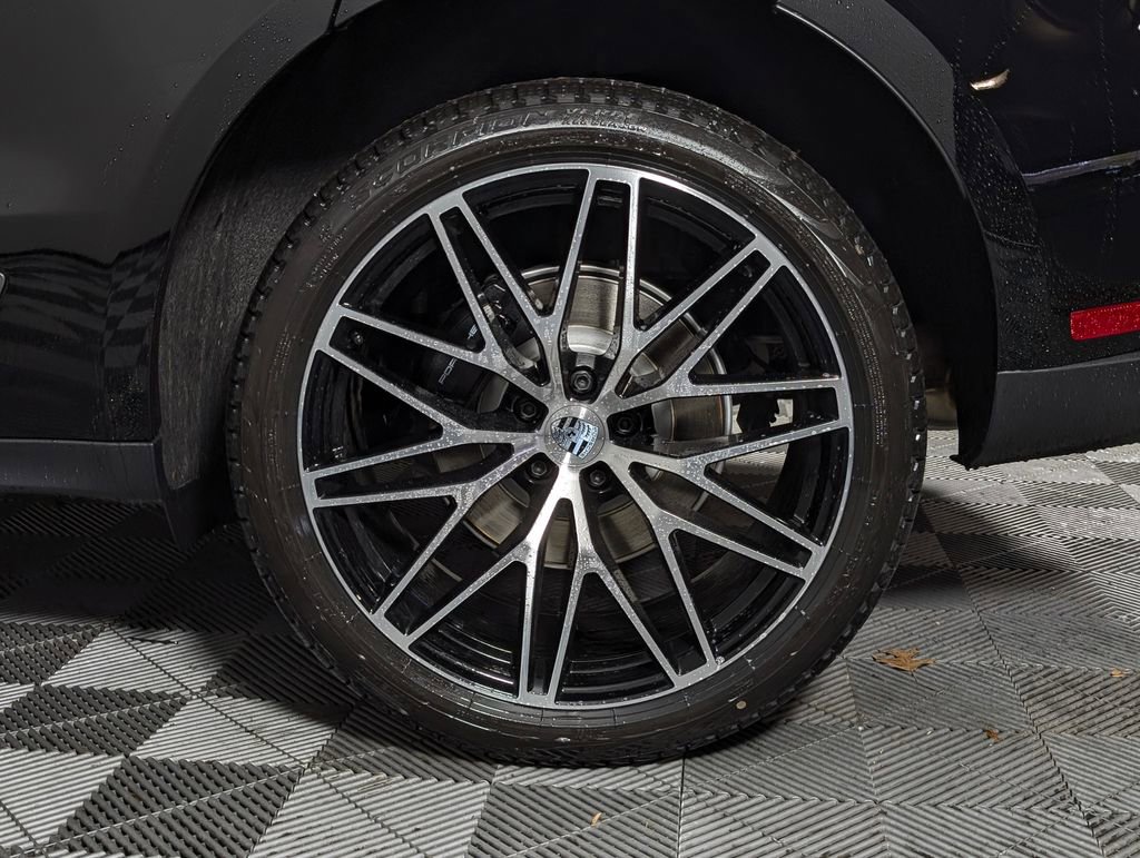 New 2026 Porsche Macan Turbo image 12