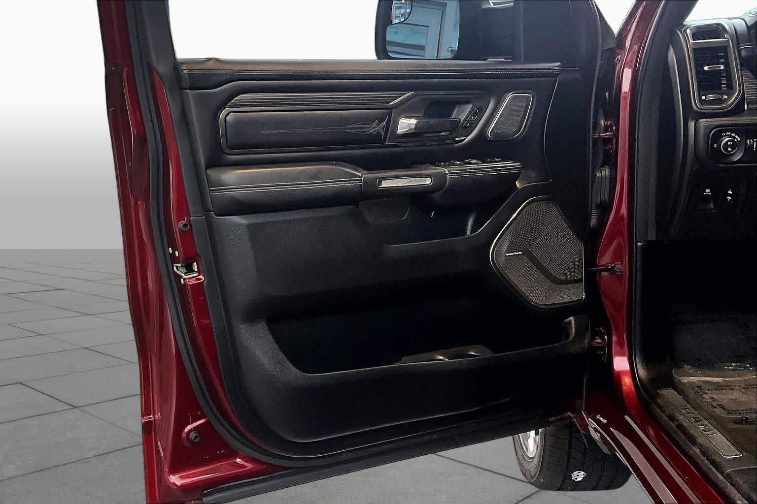 Used 2021 RAM 1500 Limited AWD/4WD image 22