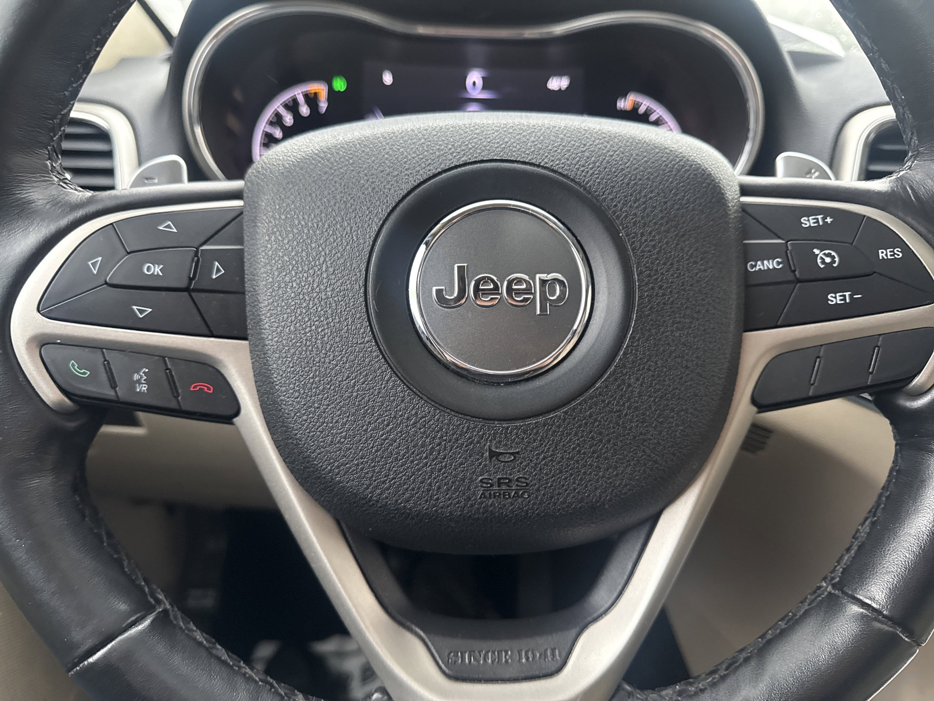 Used 2016 Jeep Grand Cherokee Limited image 22