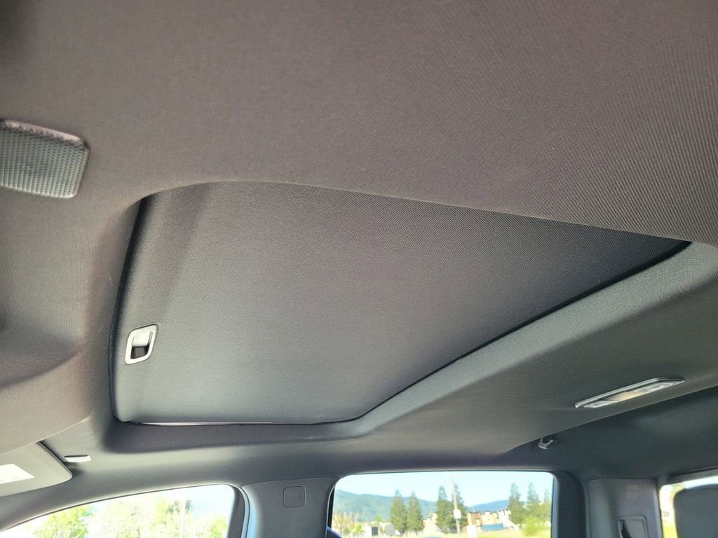 New 2026 GMC Sierra 1500 AT4 w/ Technology Package image 15