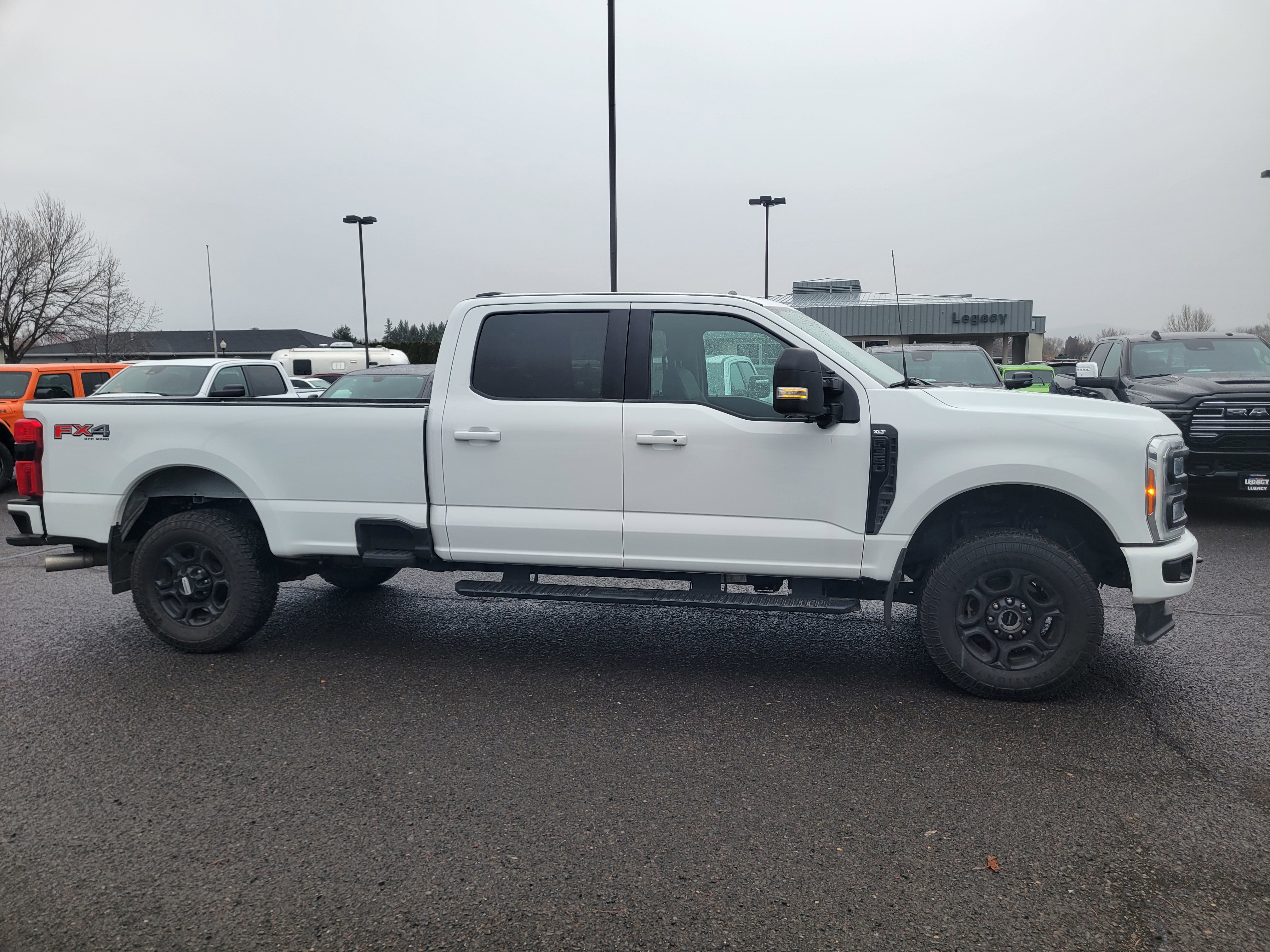 Used 2023 Ford F350 XLT w/ XLT Premium Package image 2