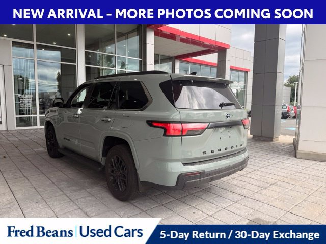 Used 2024 Toyota Sequoia SR5 AWD/4WD image 6
