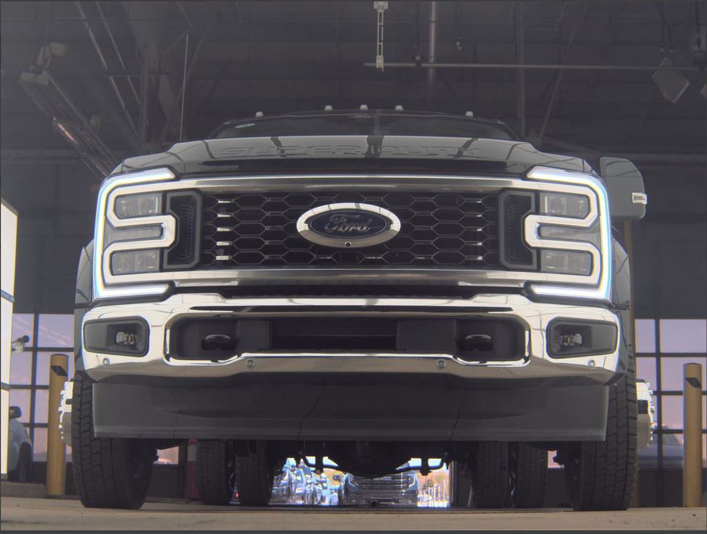 Used 2026 Ford F450 Lariat w/ Lariat Premium Package AWD/4WD image 13