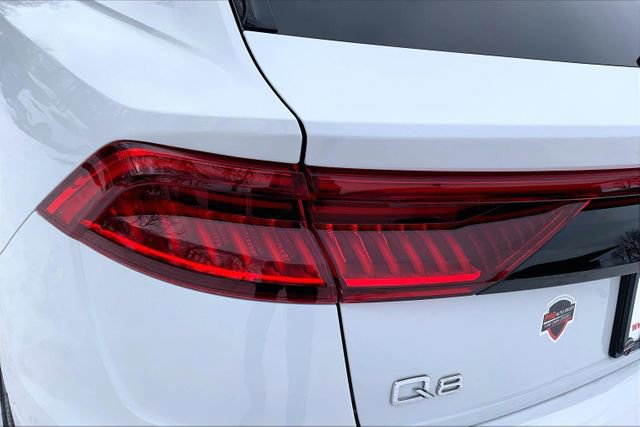 Used 2019 Audi Q8 Prestige image 12