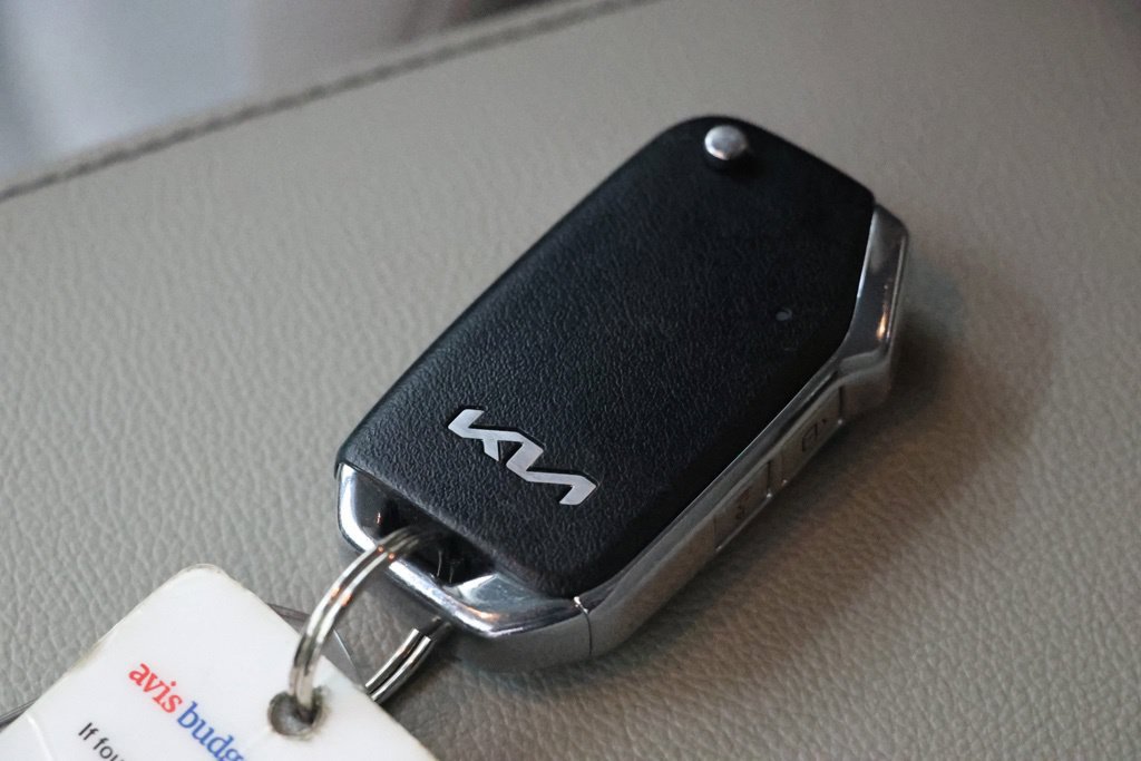 Used 2025 Kia Soul LX w/ LX Technology Package FWD image 37