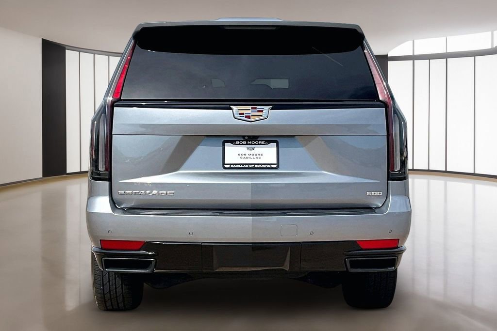 Used 2023 Cadillac Escalade Sport w/ Touring Package AWD/4WD image 4