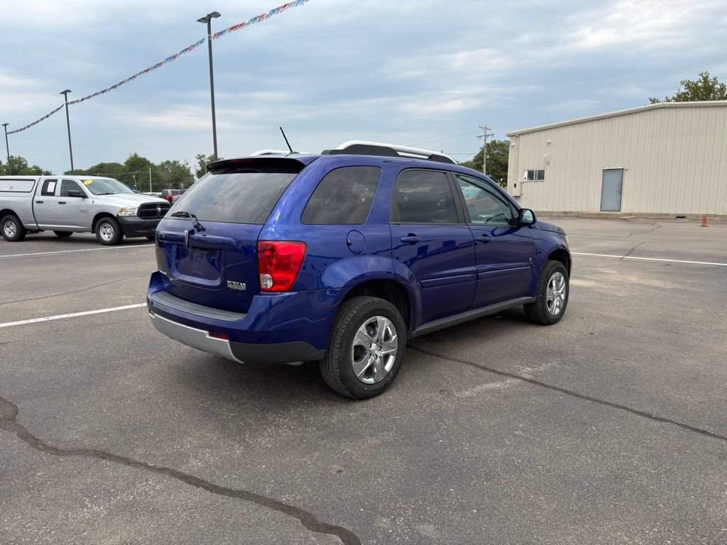 Used 2007 Pontiac Torrent 2WD w/ Preferred Package image 3