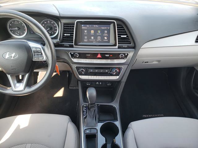 Used 2018 Hyundai Sonata SE FWD image 14
