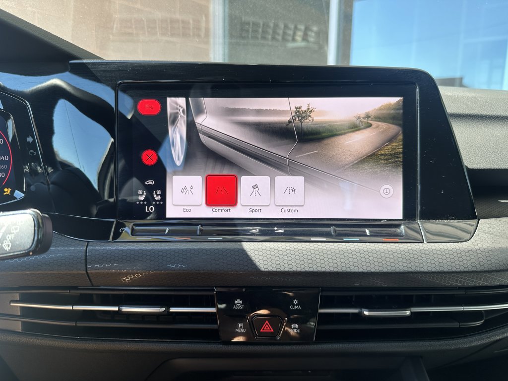 Used 2022 Volkswagen GTI SE w/ SE Leather Package image 24