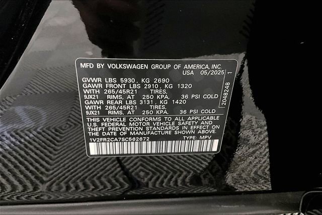 Used 2025 Volkswagen Atlas SEL Premium R-Line image 42