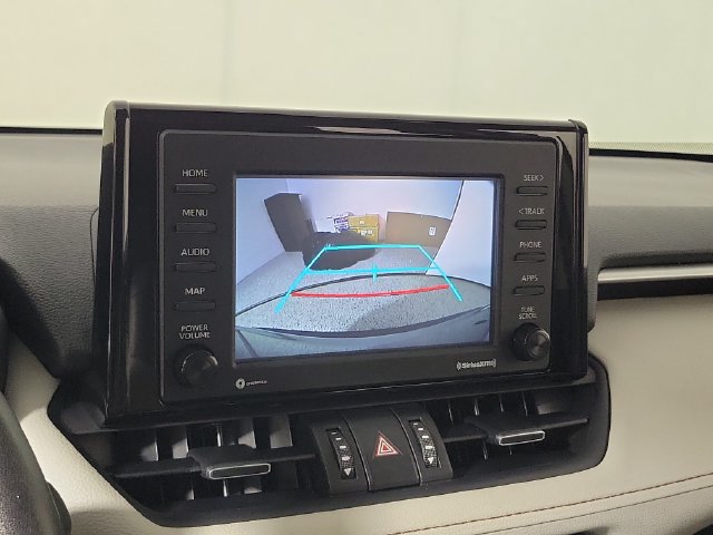 Used 2021 Toyota RAV4 XLE Premium FWD image 30