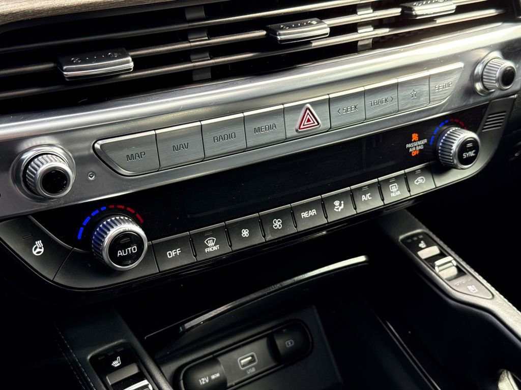 Used 2021 Kia Telluride SX w/ SX Prestige Package image 28