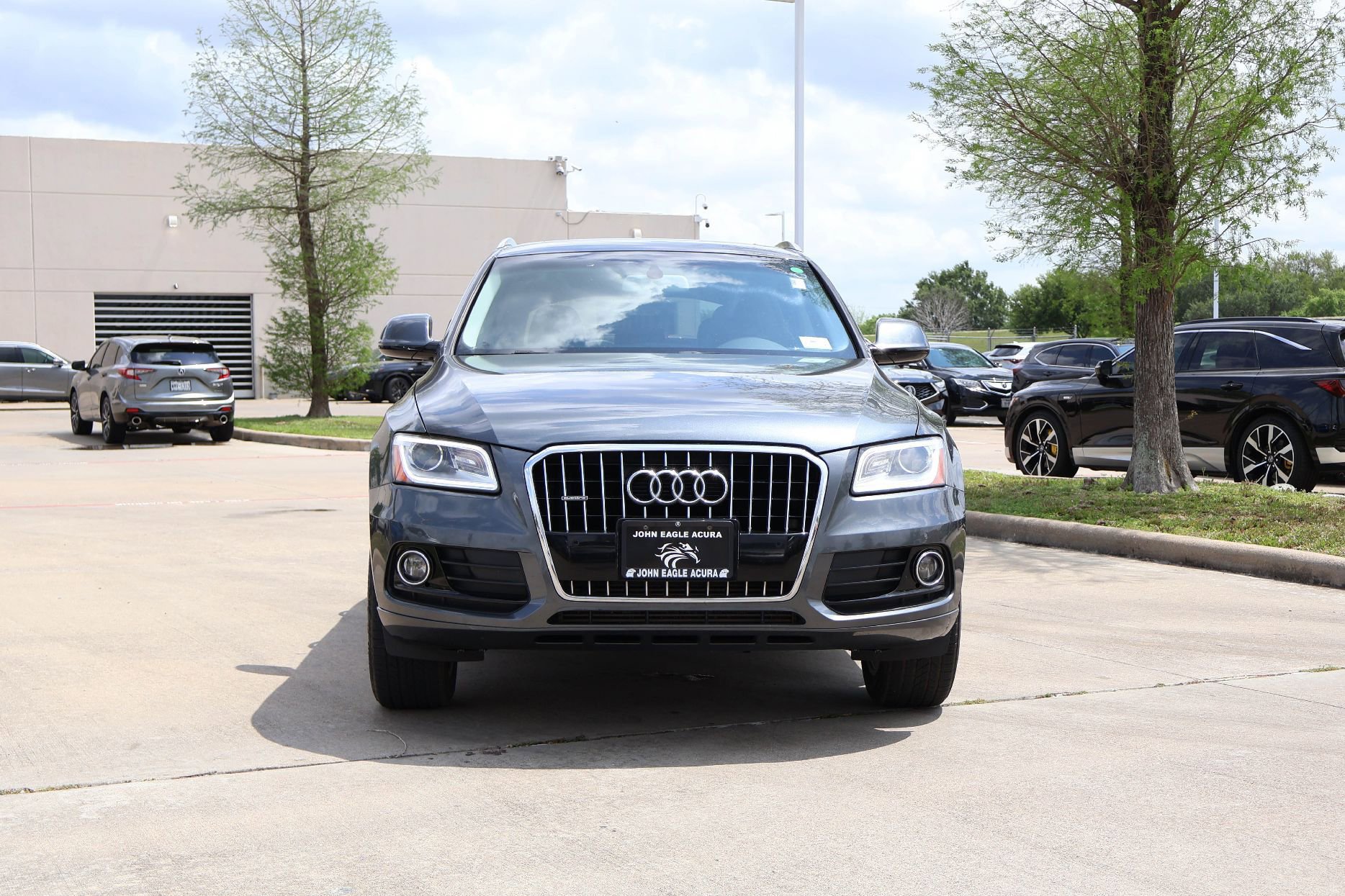 Used 2017 Audi Q5 2.0T Premium Plus w/ Technology Package image 6