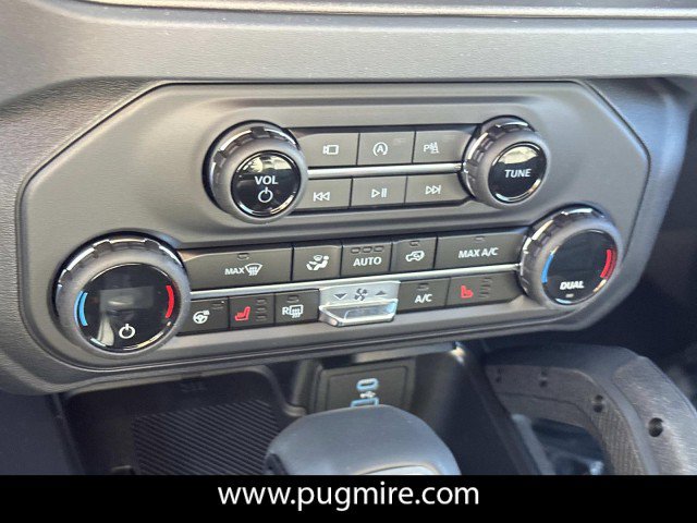 New 2025 Ford Bronco Badlands image 31