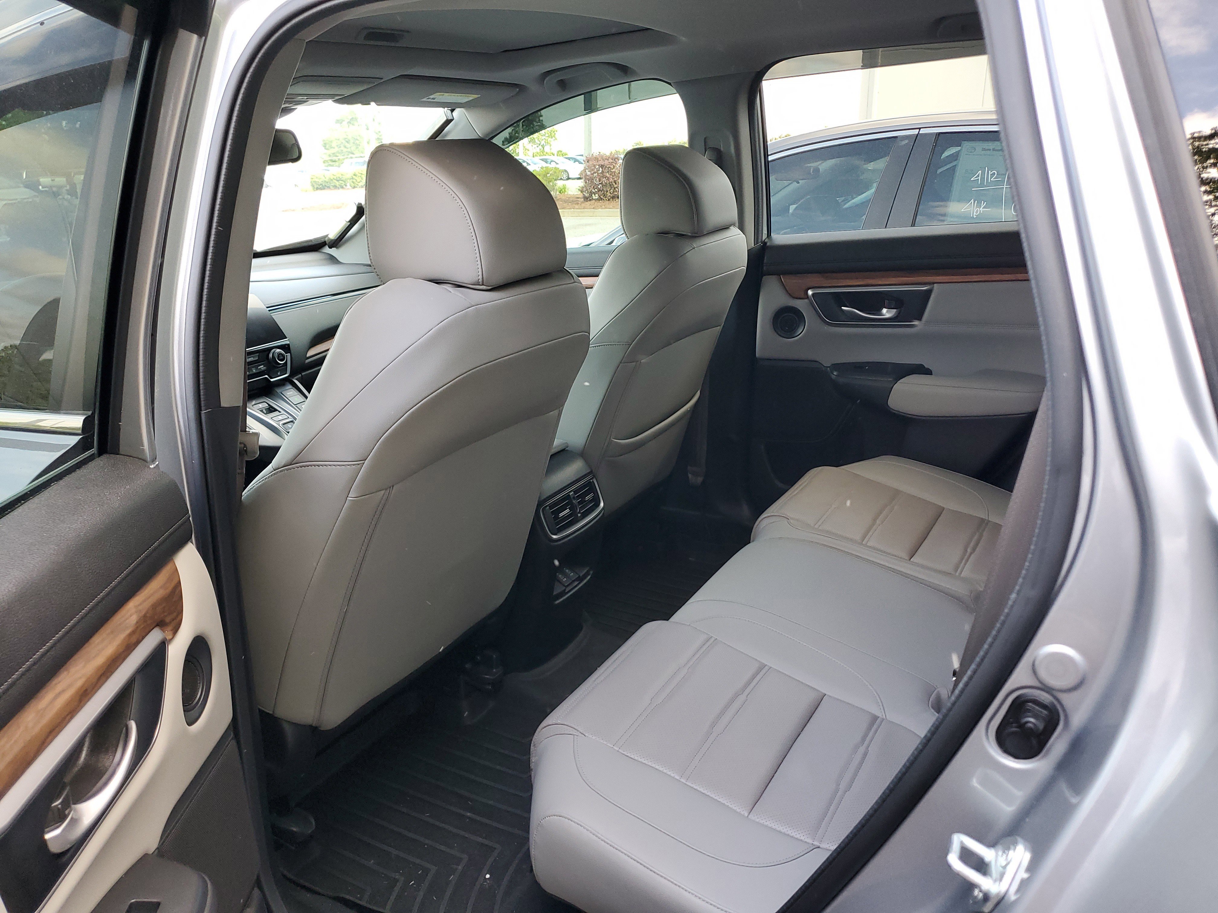 Used 2022 Honda CR-V Touring image 9