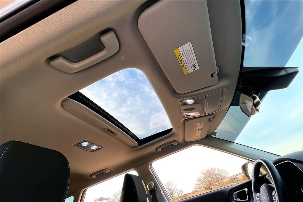 Certified 2025 Kia Soul EX image 17