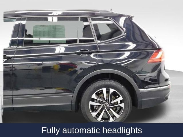 Used 2024 Volkswagen Tiguan S image 9
