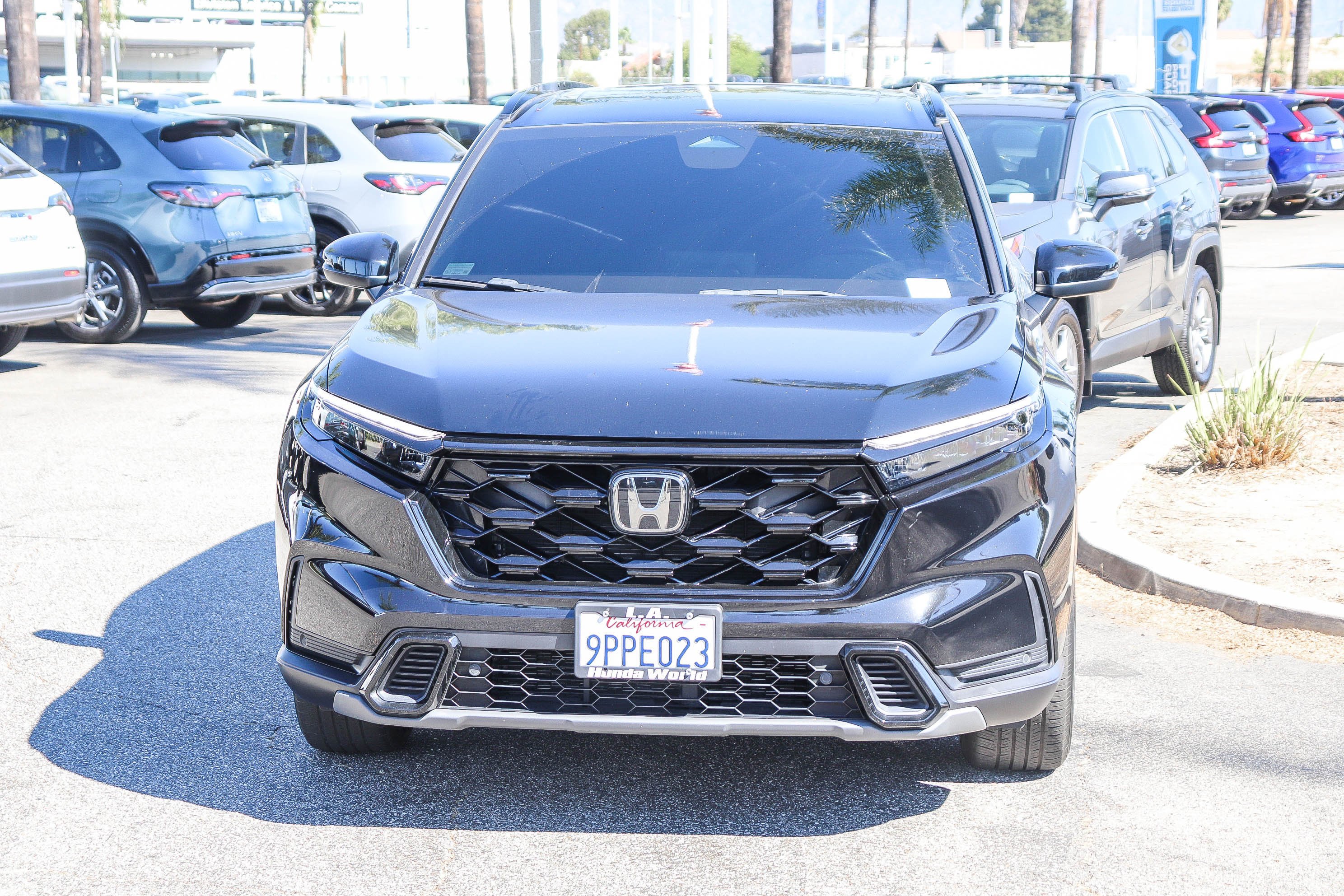 Used 2025 Honda CR-V Sport-L image 2