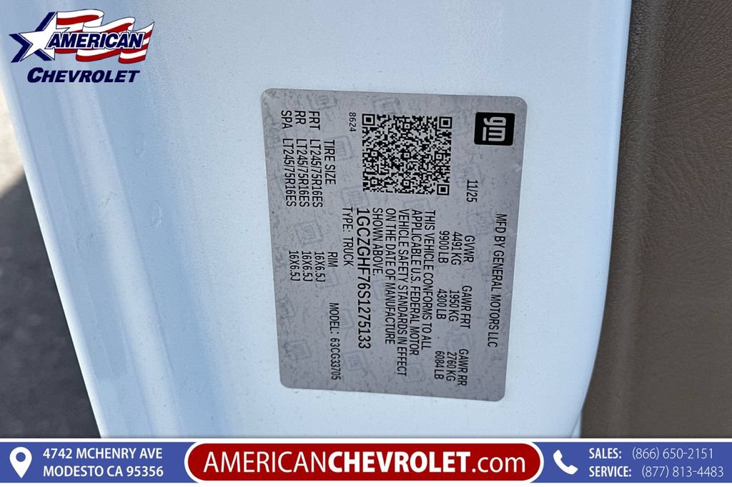 New 2025 Chevrolet Express 3500 Extended RWD image 27