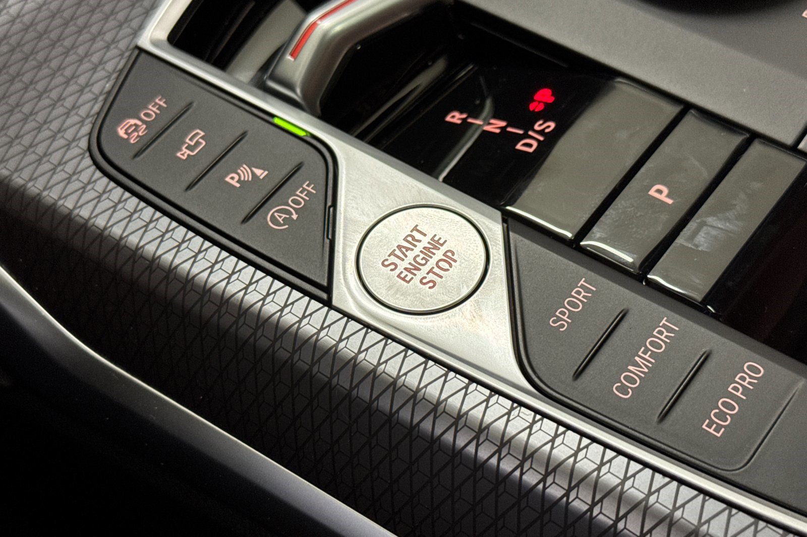 New 2026 BMW 330i Sedan image 28