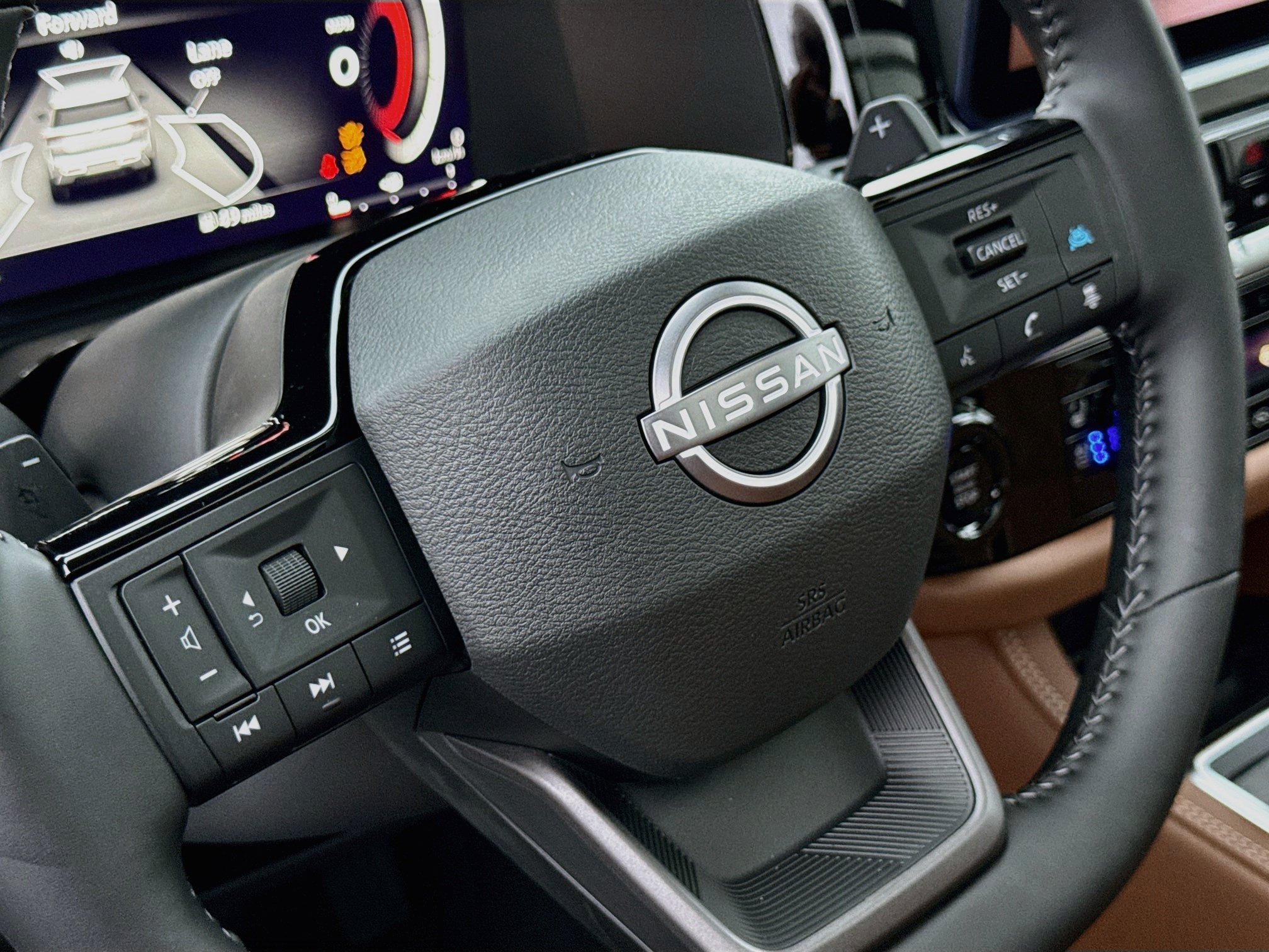 New 2026 Nissan Pathfinder Platinum AWD/4WD image 5