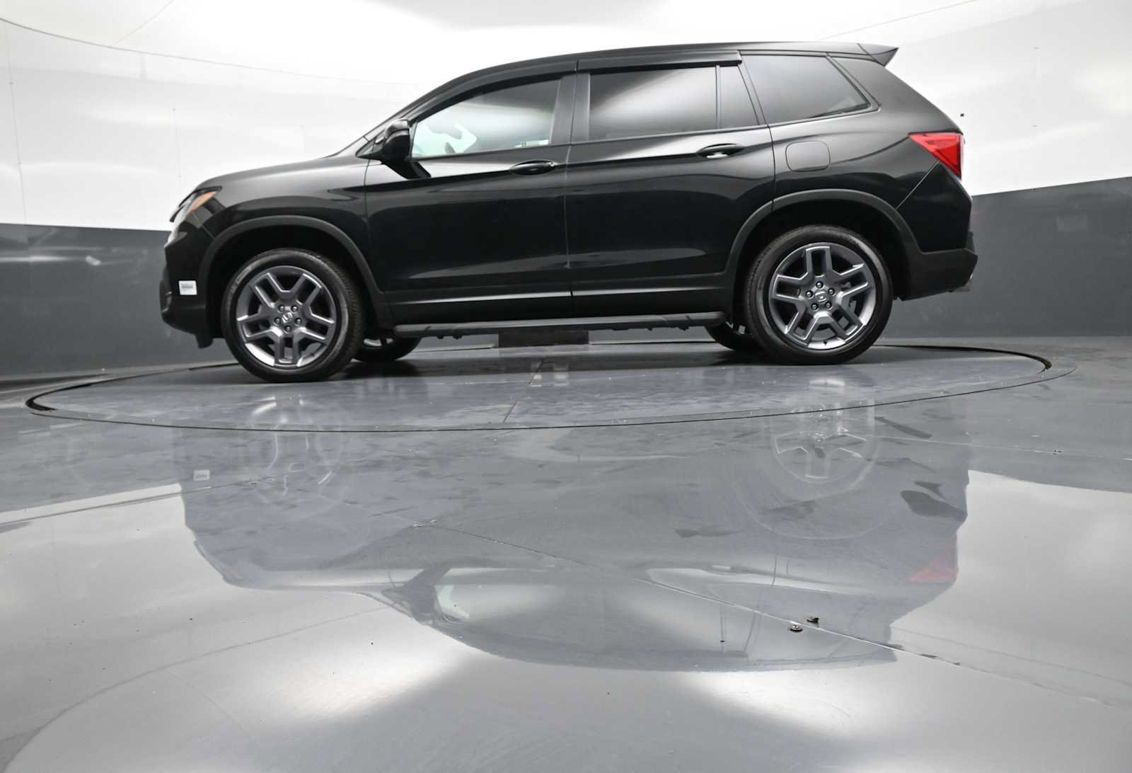 Certified 2023 Honda Passport EX-L image 34