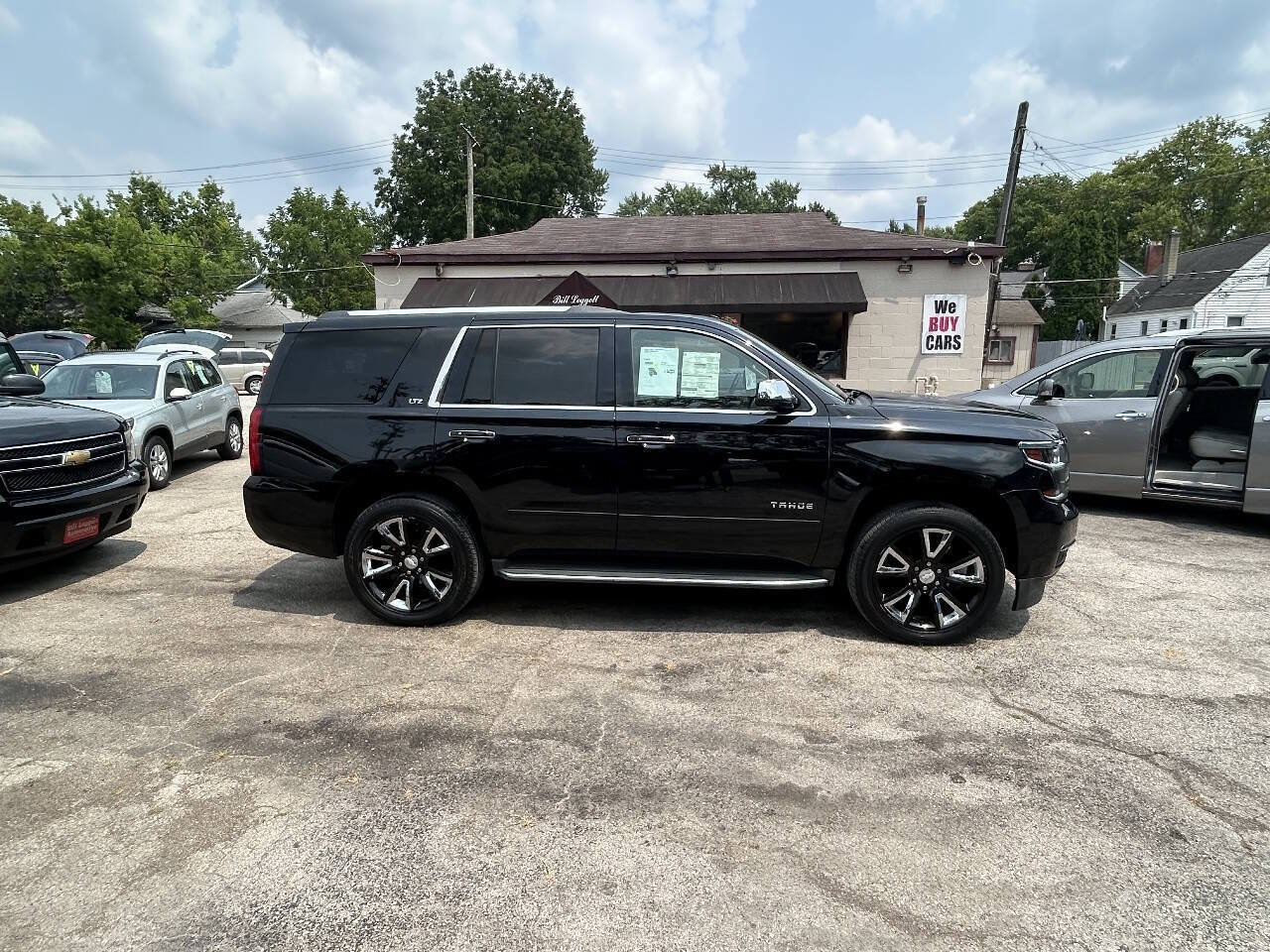 Used 2015 Chevrolet Tahoe LTZ AWD/4WD image 13