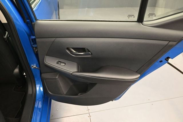 Used 2025 Nissan Sentra SV FWD image 23