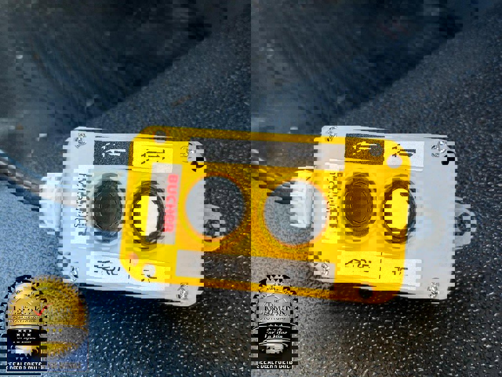 Used 2023 Ford F550 4x4 Regular Cab Super Duty image 8