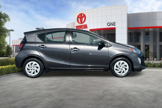 Used 2016 Toyota Prius C One FWD image 3