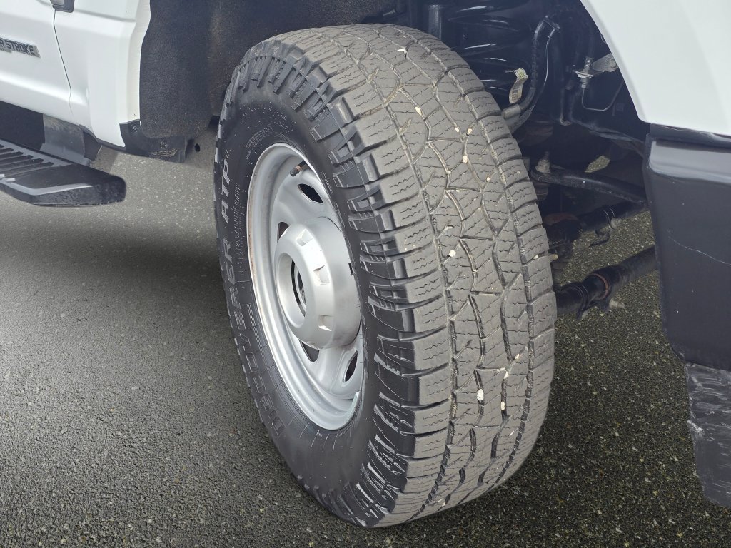 Used 2024 Ford F250 XL AWD/4WD image 34