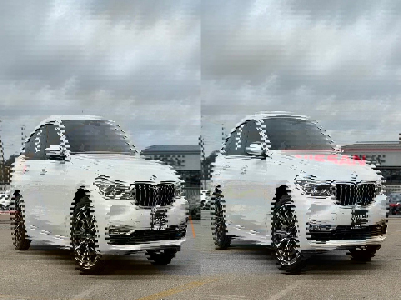 Used 2018 BMW 640i Gran Turismo xDrive w/ Executive Package image 2