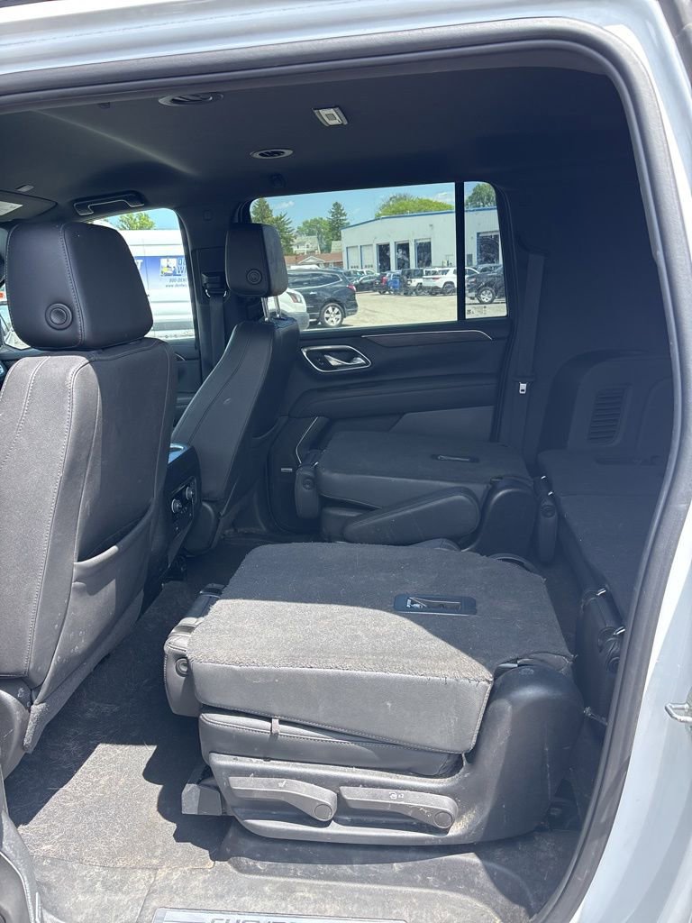 Used 2023 Chevrolet Suburban Z71 AWD/4WD image 9