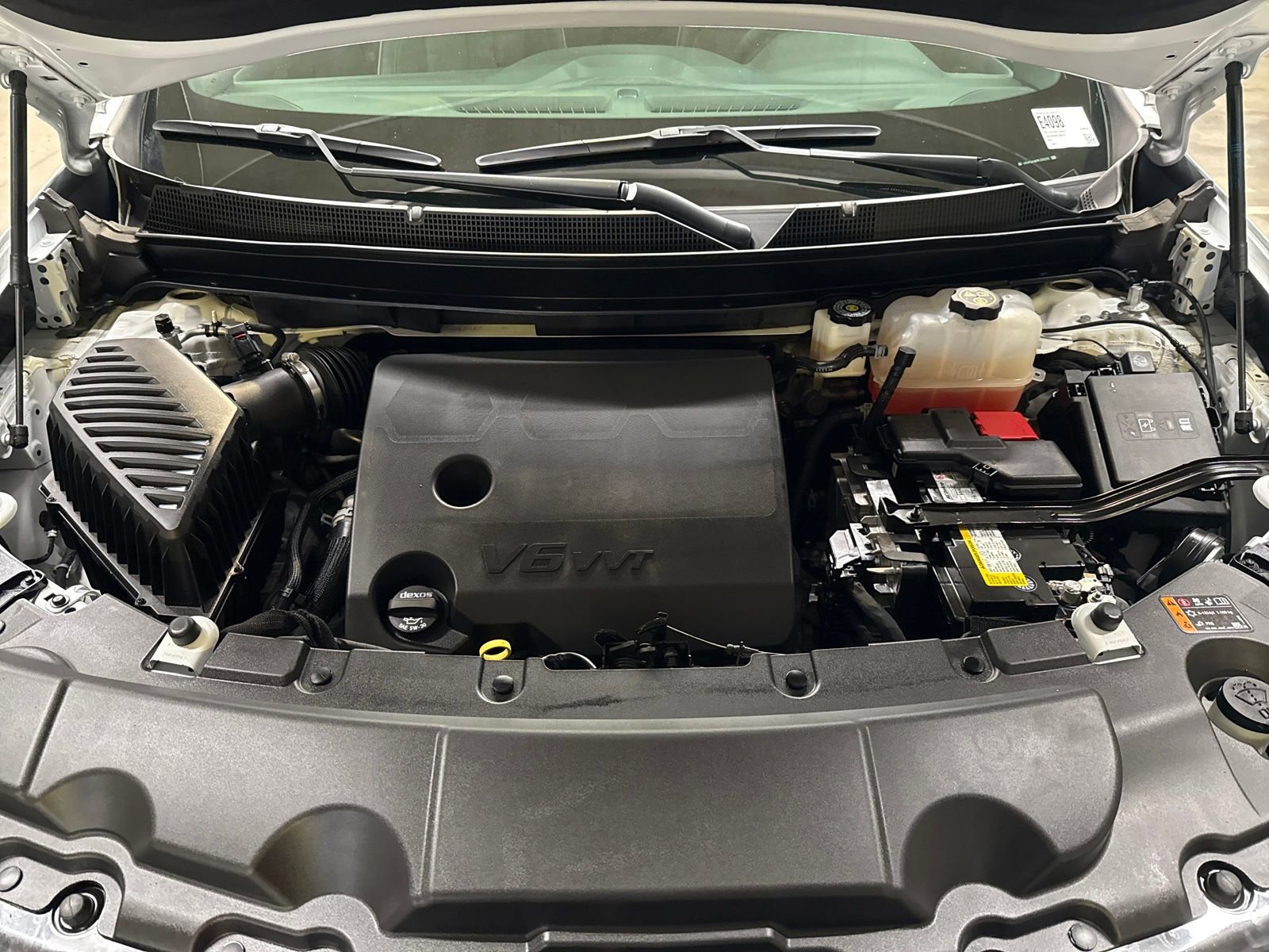 Used 2023 Chevrolet Traverse Premier image 16