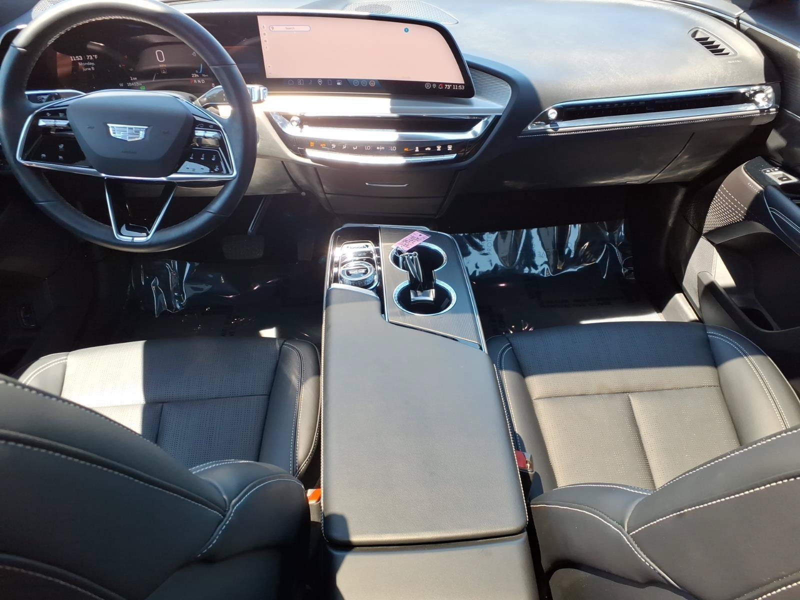 Certified 2024 Cadillac Lyriq Sport w/ LPO, Floor Liner Package AWD/4WD image 17