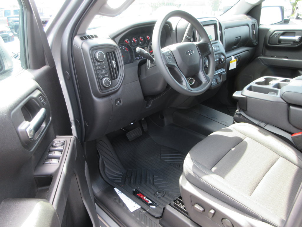 New 2026 Chevrolet Silverado 1500 Custom Trail Boss w/ LPO, Dark Essentials Package AWD/4WD image 15