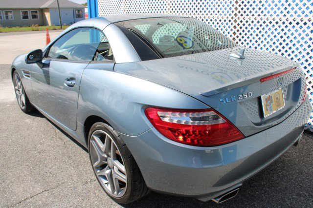 Used 2013 Mercedes-Benz SLK 250 image 12