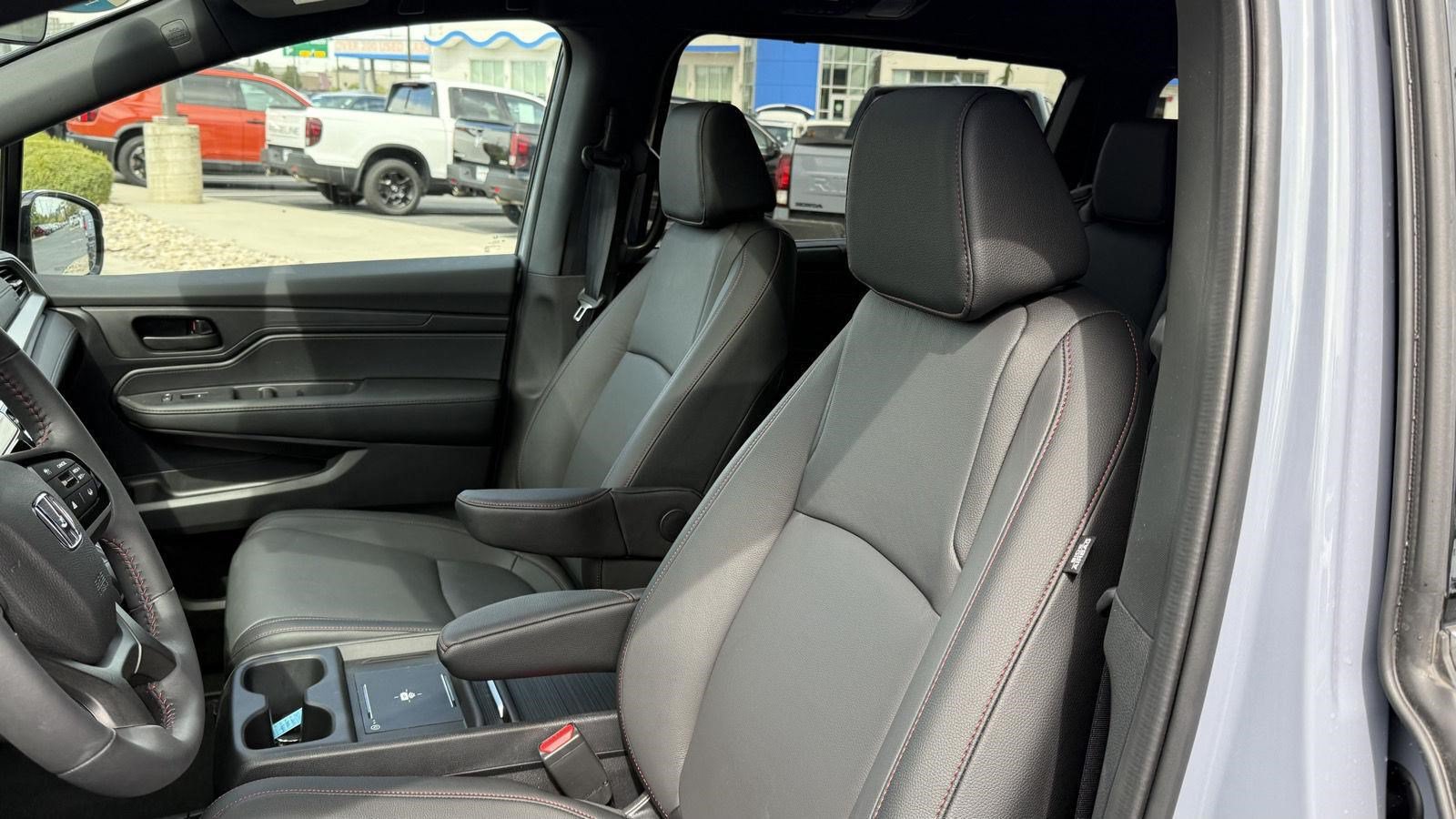 Certified 2026 Honda Odyssey Sport-L image 12