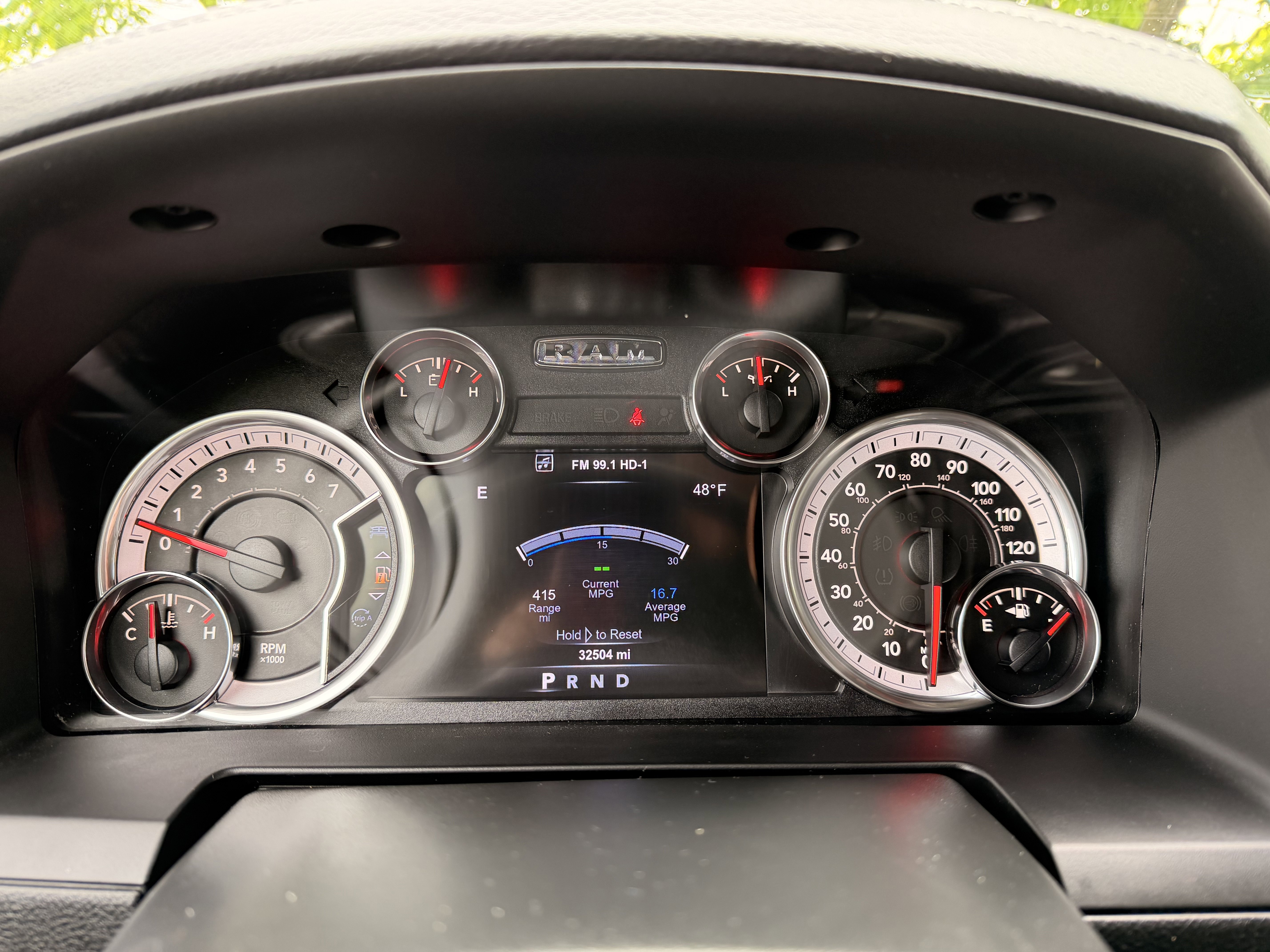 Used 2017 RAM 1500 Laramie w/ Convenience Group AWD/4WD image 17