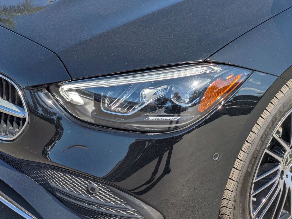 Used 2025 Mercedes-Benz C 300 Sedan image 11