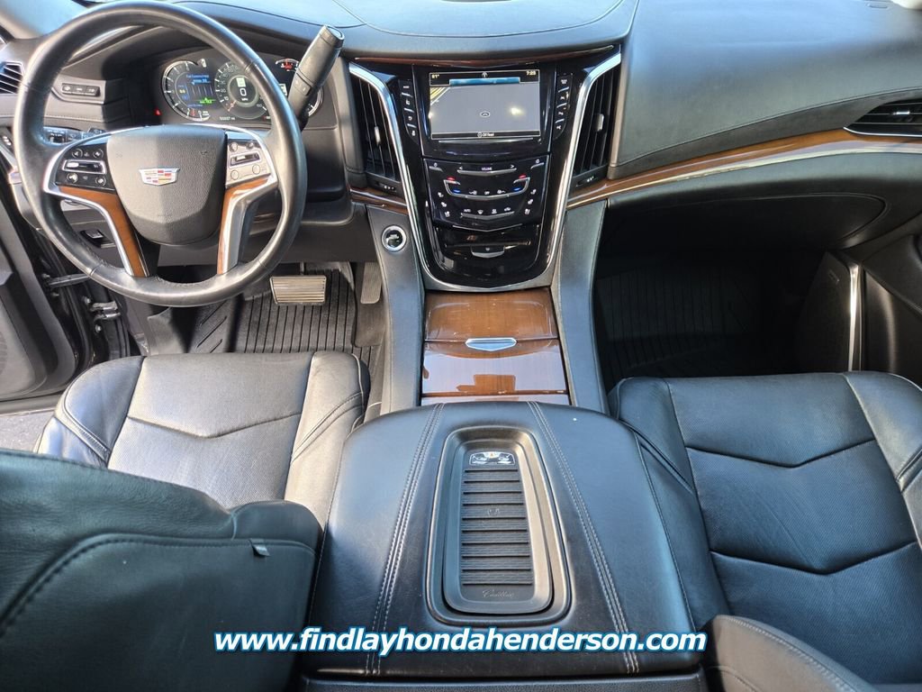 Used 2017 Cadillac Escalade Premium Luxury RWD image 17