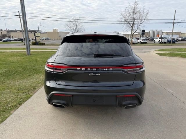 Used 2024 Porsche Macan Turbo image 6