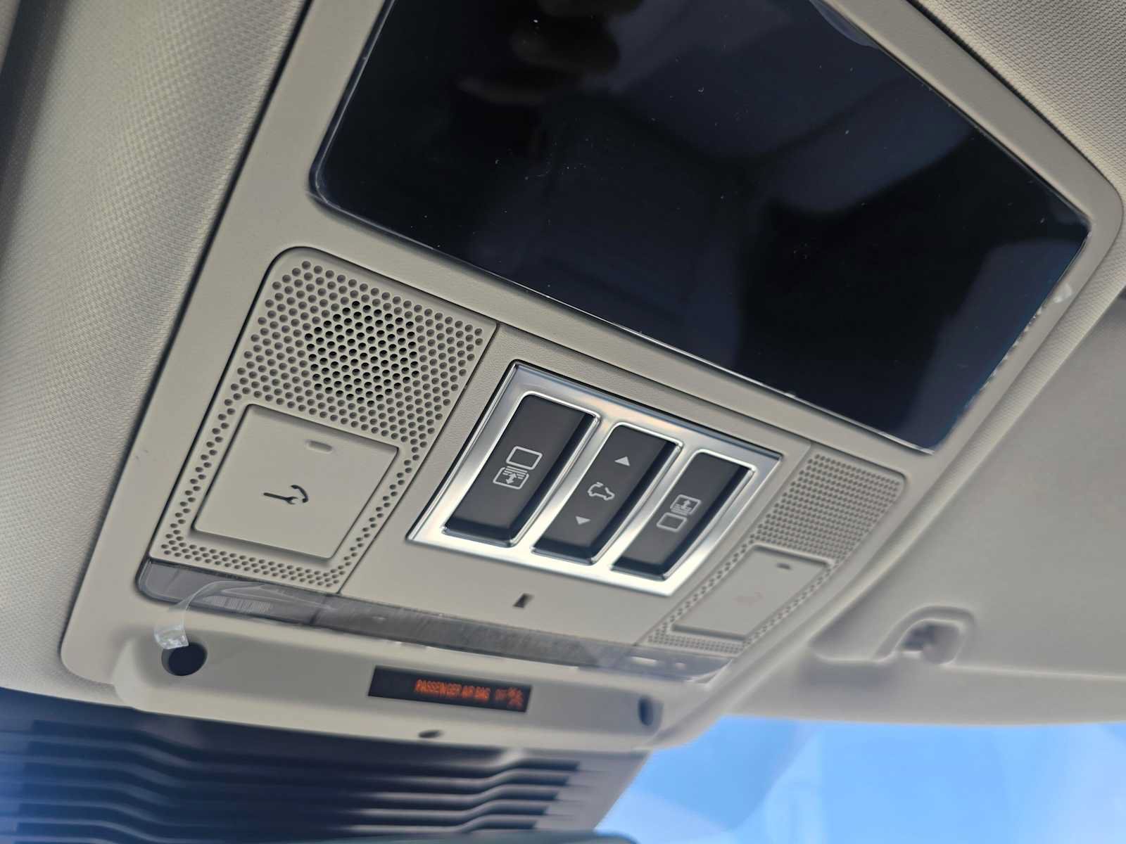 New 2026 Land Rover Discovery S AWD/4WD image 35