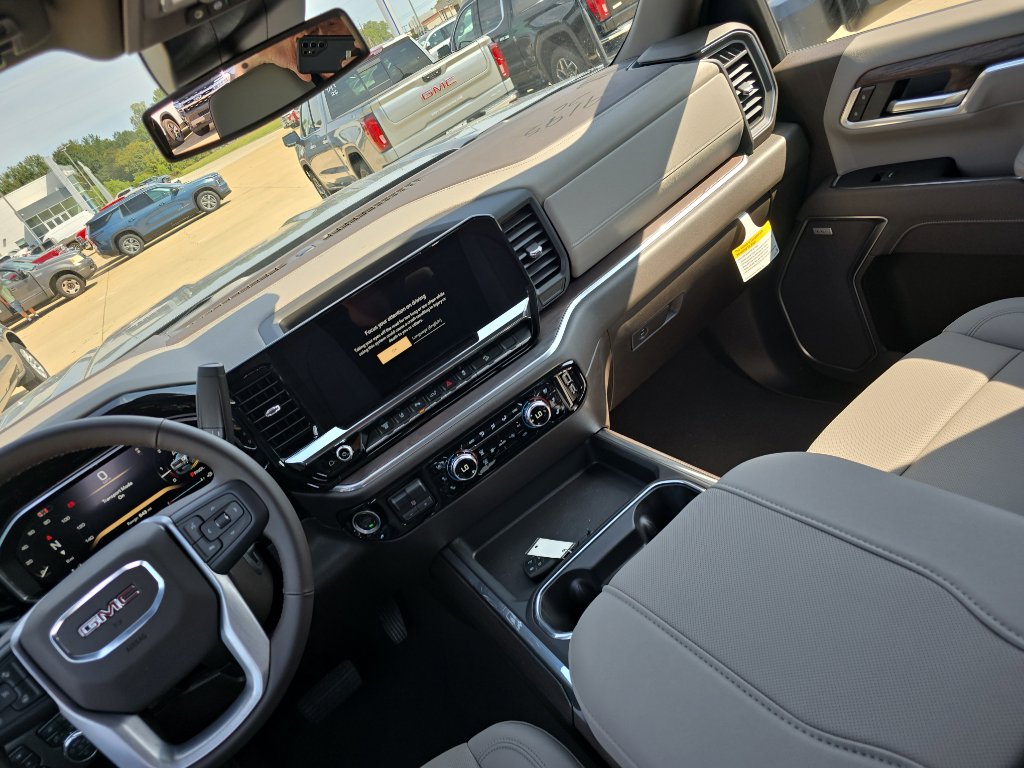 New 2026 GMC Sierra 2500 SLT w/ SLT Premium Package image 10