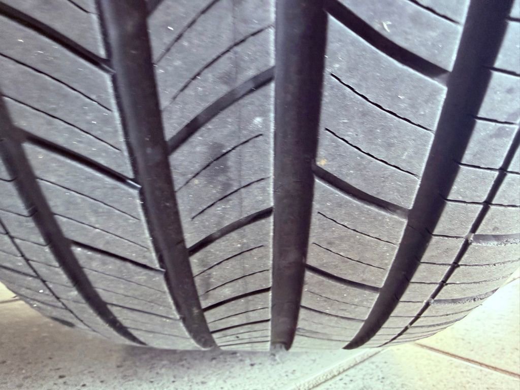 Certified 2024 Lexus ES 350 w/ Luxury Package image 17