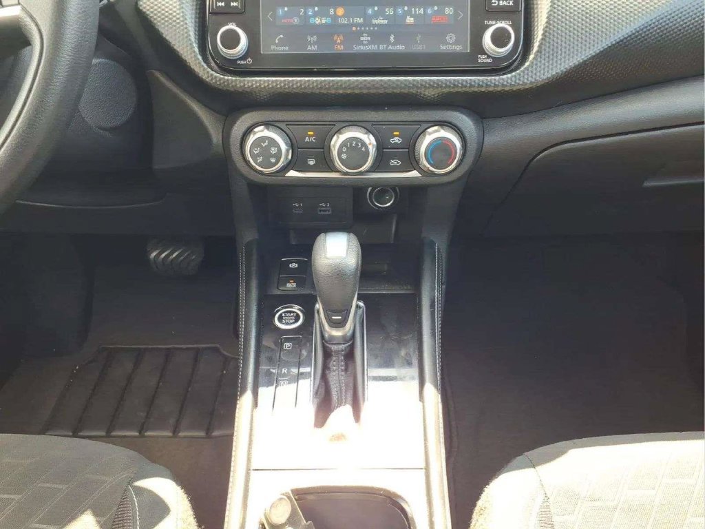 Used 2024 Nissan Kicks SV FWD image 11