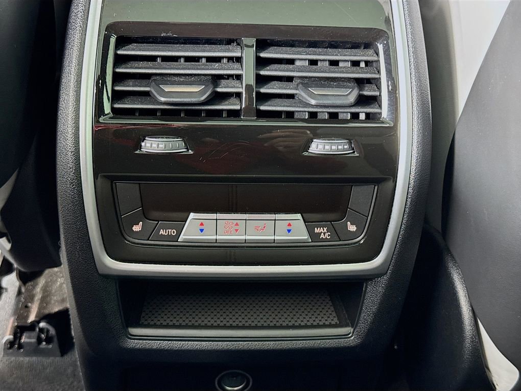 Used 2022 BMW X5 M w/ Competition Package 2 image 43