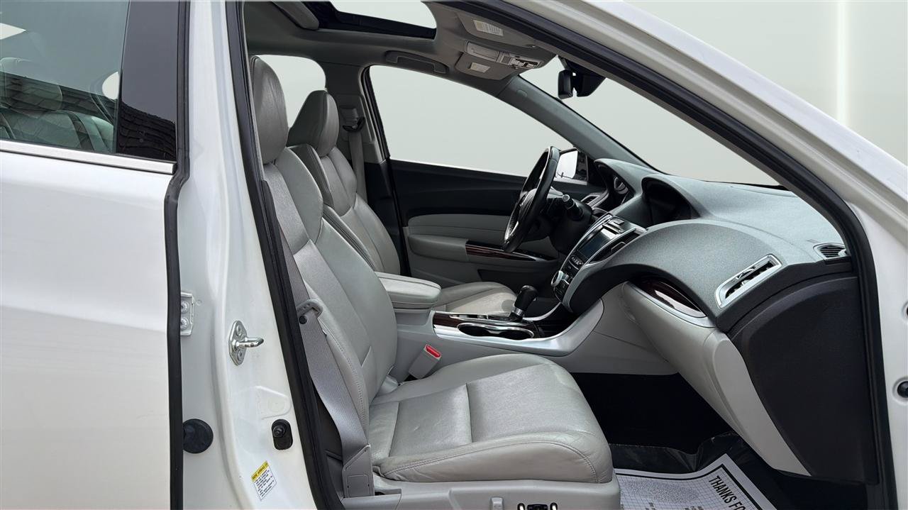 Used 2015 Acura TLX w/ Technology Package FWD image 13